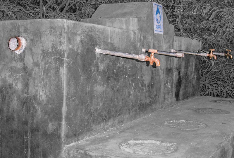 Impediments to enjoyment of Human Right to Water: 'Availability' Norm - Public standpoint lying defunct since long due to lack of maintenance in Bhavnagar district, Gujarat